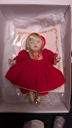 Pauline christmas girl - pauline's,