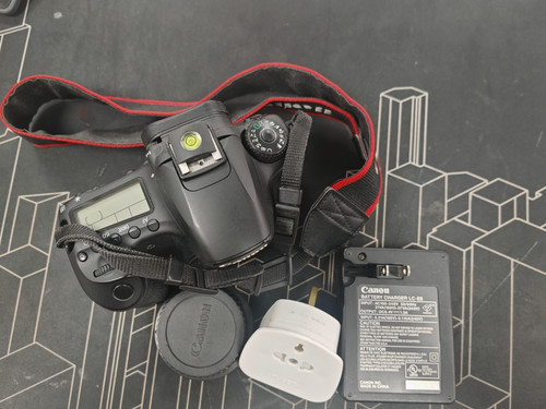 Canon eos 60d body only - eos,