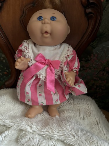 Vintage cabbage patch baby - cabbage,