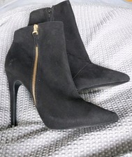 Woman's Suade Ankle Boots Size