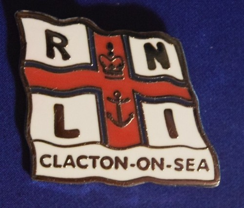 Clacton sea rnli l - on, r