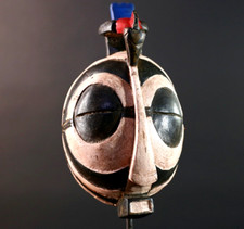 African tribal mask Bwa hand