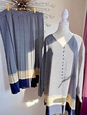 Vintage Berkertex Navy Cream Two Piece Set - Size 24 - Cottagecore, Immaculate