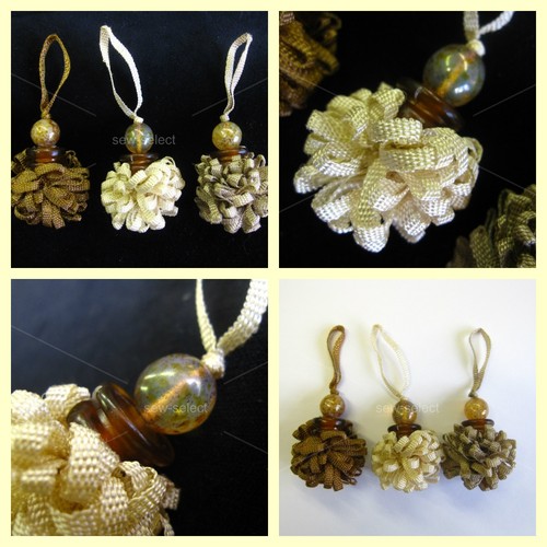 Pom ribbon key tassel - pom, with