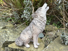 Vivid Arts Howling Wolf Garden