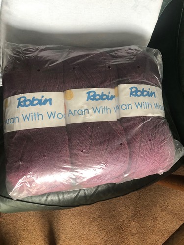 Robin aran with wool mulberry - aran,