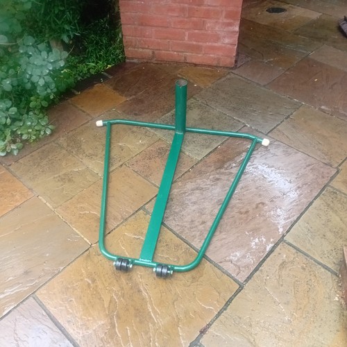 Unused freestanding wheelaway - unused,