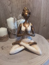 Yoga Meditation Lady / Woman