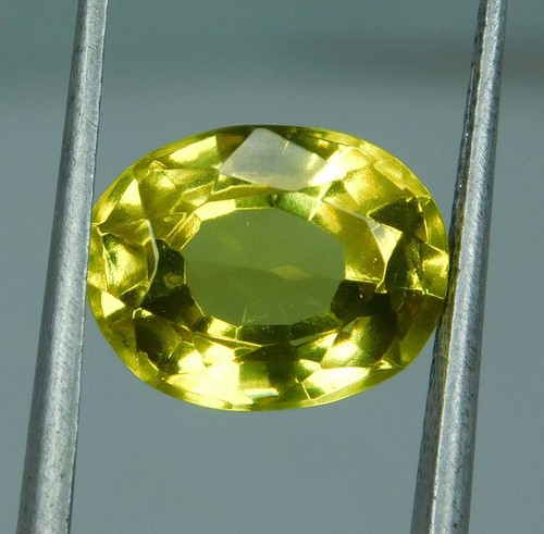 Natural yellow sapphire - natural, 8.50