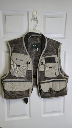Simms fishing vest size large - simms,