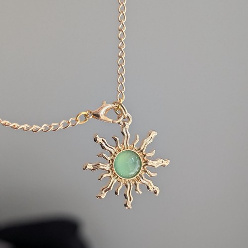 Sun pendant necklace - pendant, green