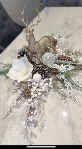 Christmas table decorations - table,