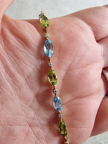 9ct yellow gold diamond - , blue