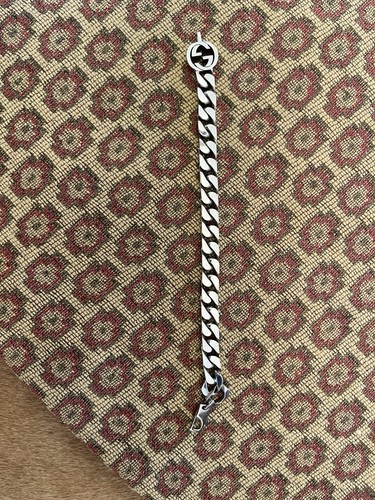Gucci interlocking bracelet - g,