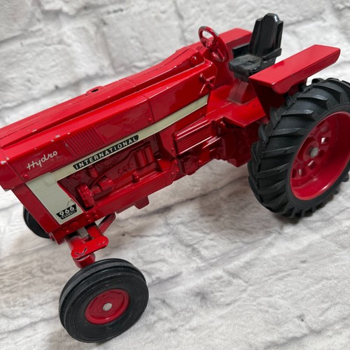 Vtg ertl die cast tractor - cast,