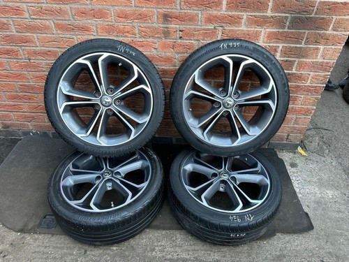 Vauxhall corsa black - vauxhall, e