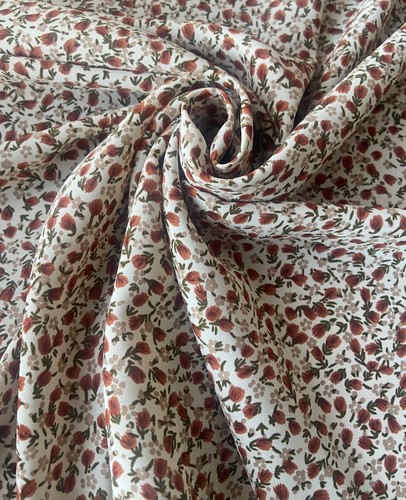 Cream with brown khaki - cream, toned