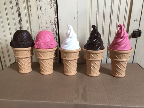 Blow mold plastic ice cream - ice,