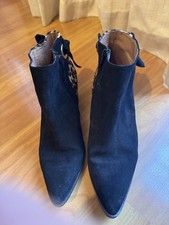 Women's Leather Ankle Boots Size 6 Used In Great Condition