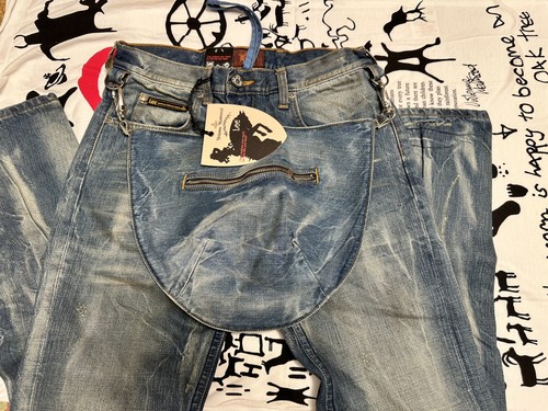 Genuine vivienne westwood - genuine,