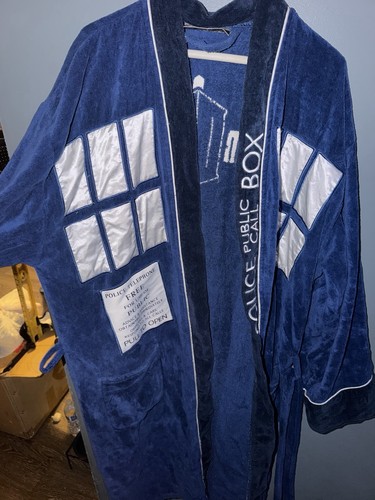Doctor who tardis blue - tardis,