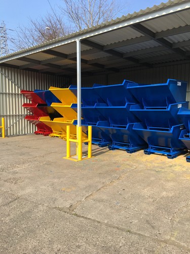 Forklift tipping skip waste - forklift,
