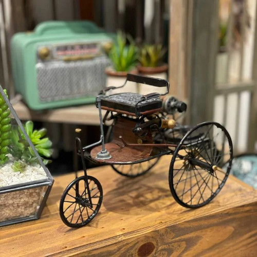 Vintage tin motor wagon retro - vintage,