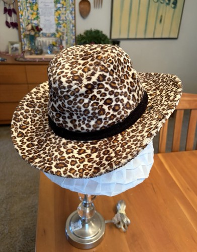 Beautiful leopard print wide - leopard,