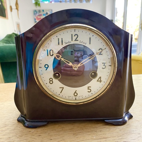 Vintage bakelite smiths - vintage,
