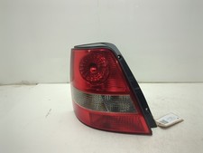 2005 KIA Sorento SUV Passengers Lamp Assembly Rear LH