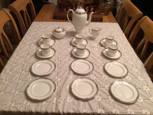 Wedgwood amherst bone china - amherst,