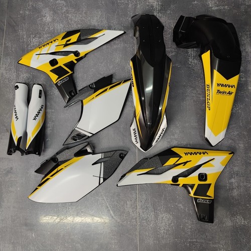 Plastics graphics yamaha - graphics,