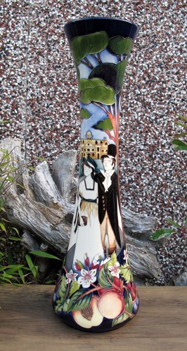 Moorcroft huge pemberley vase - moorcroft,