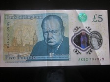 AK52 Five Pound Note Serial