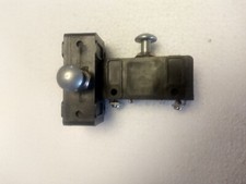 Victor floor polisher on/off