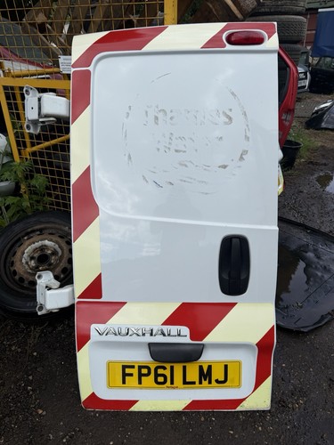 2011 vauxhall vivaro - vauxhall,
