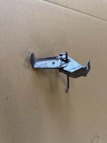 Ford throttle cable bracket - ford,
