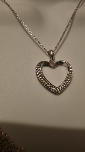 Warren james heart necklace - warren,