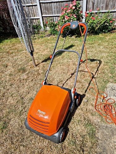 Flymo lawnrake compact - lawnrake,