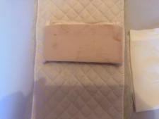 VINTAGE PEDIGREE SINDY BED & BEDDING ITEMS GC RESTORATION MAYBE NEEDED NO DOLL