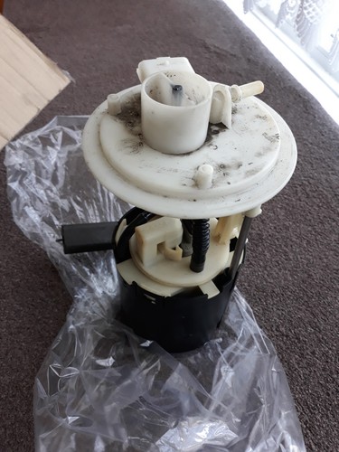 Fiat punto petrol fuel - fiat,