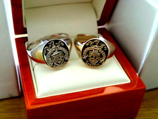 Family crest signet rings - , the