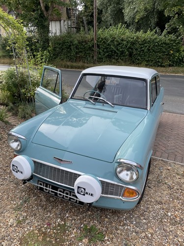 Ford anglia 105e classic car - 105e,