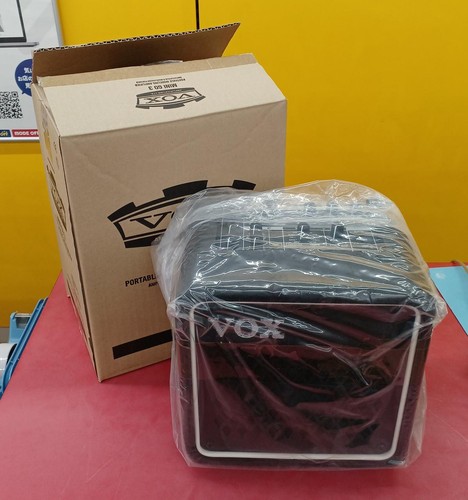 Vox guitar amp - vox,