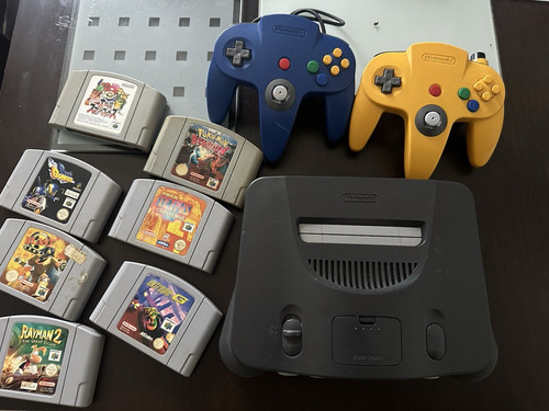 Nintendo n64 console - 64,