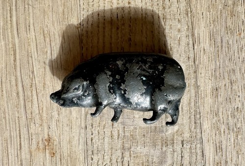 Vintage britains lead pig from - britains,