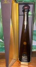Don Julio 1942 Tequila Anejo 1 empty bottle+cork+display box excellent condition