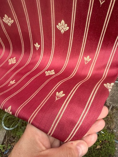 Vintage red gold - gold, regal