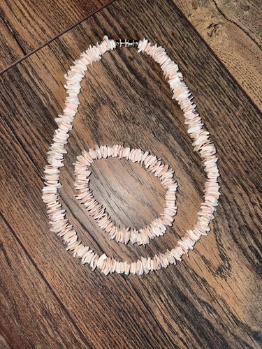 Vintage beaded coral shell - coral,