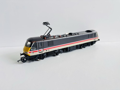 Hornby class inter city - class, 90.